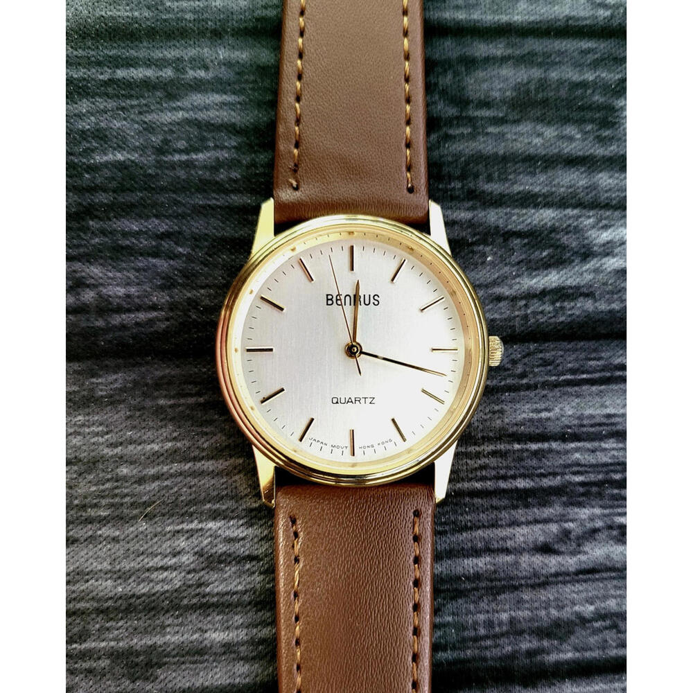 Rare Vintage Benrus Legacy White Enamel Mens Pie Pan Watch